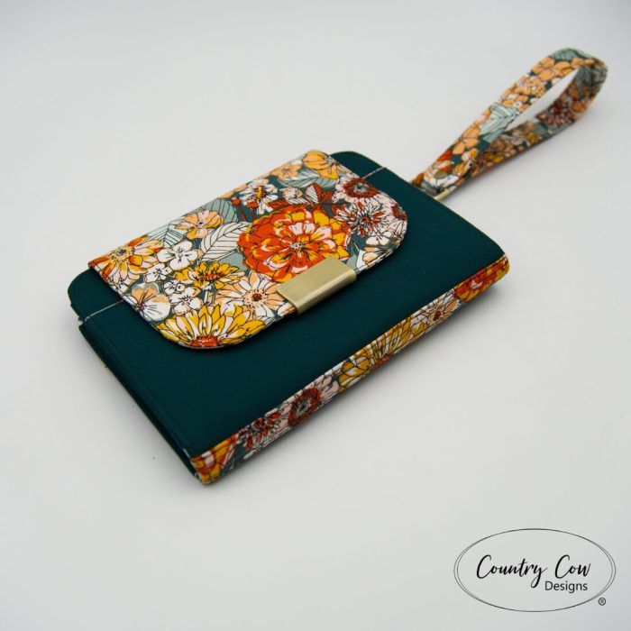 Lemonza Clutch Wallet with feature magnetic snap closure