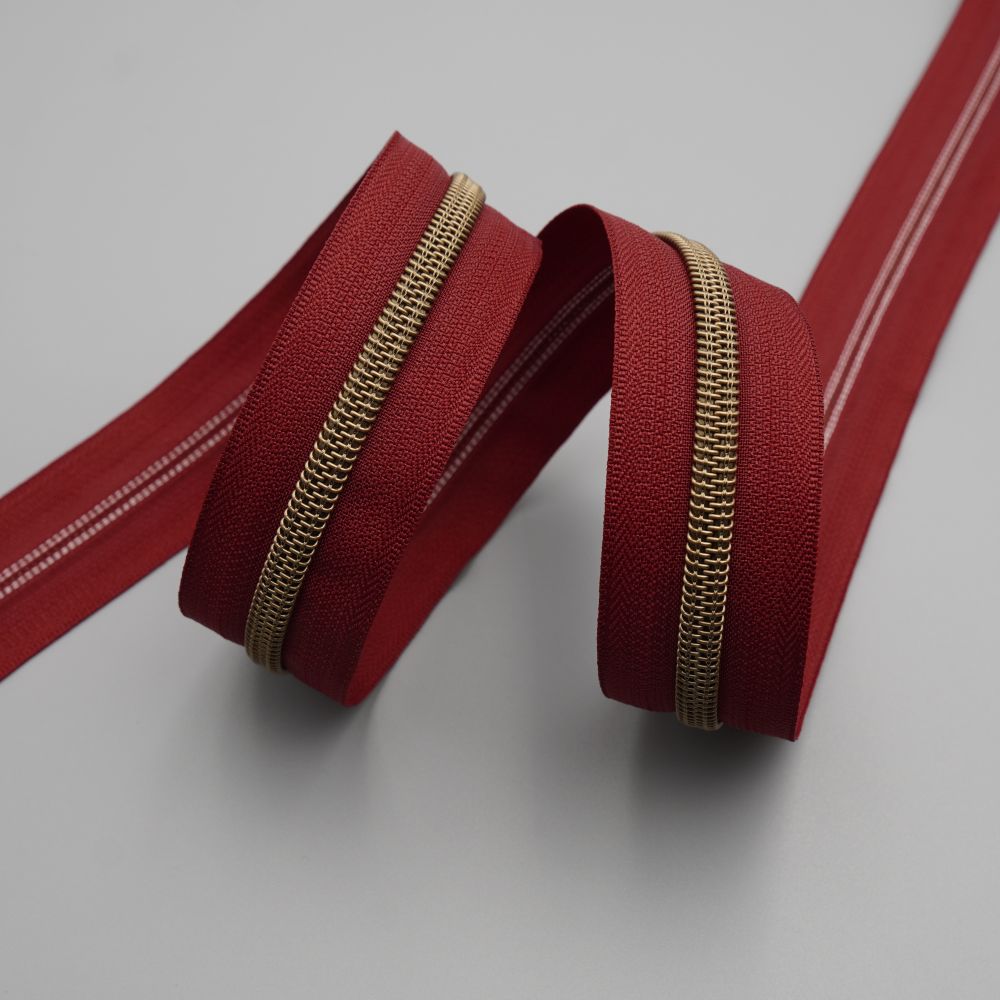 Zips