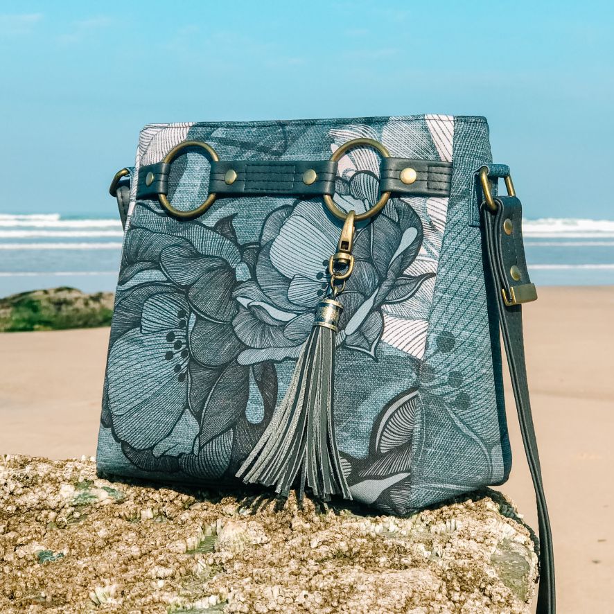 Country Cow Designs Momexa | Country Cow Designs