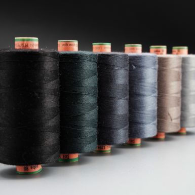 Amann tex 40 threads in blacks and greys