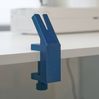 Zipper jig that clamps to a table