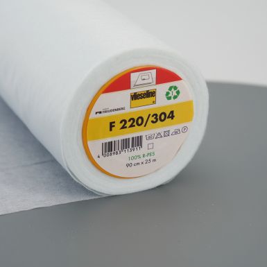 F220 Lightweight Fusible Non-Woven Interfacing